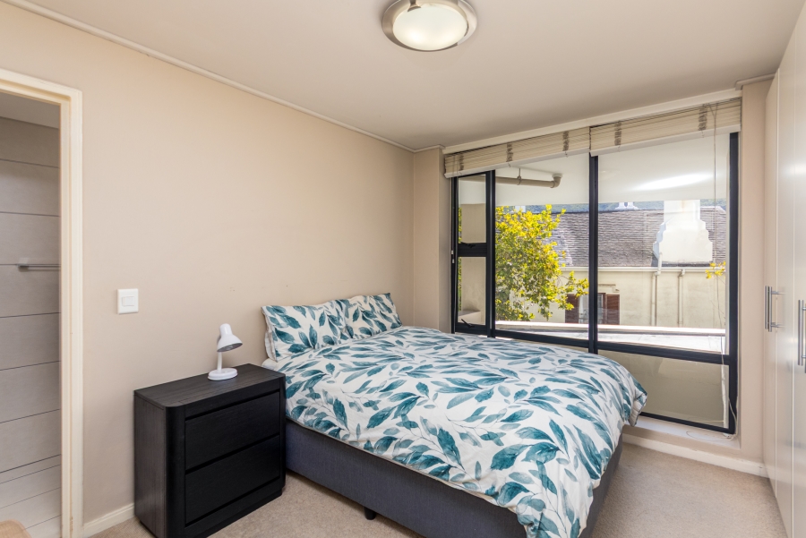 To Let 2 Bedroom Property for Rent in Gardens Western Cape